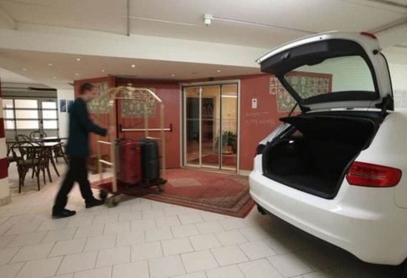 בית מלון כפרי Alpen Suite