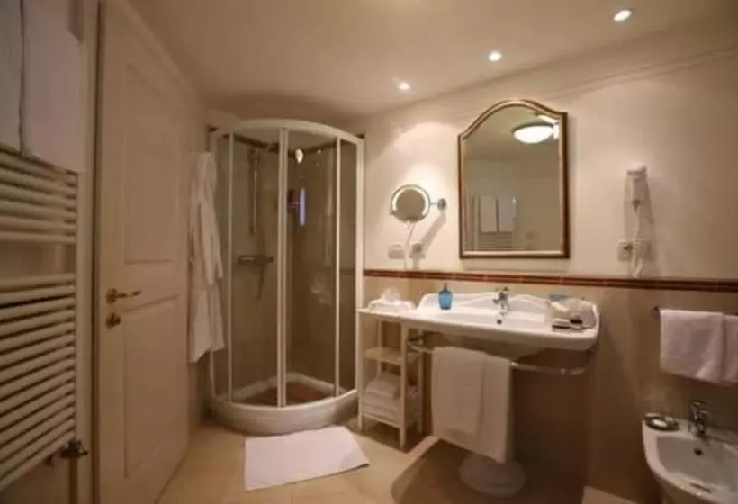 בית מלון כפרי Alpen Suite