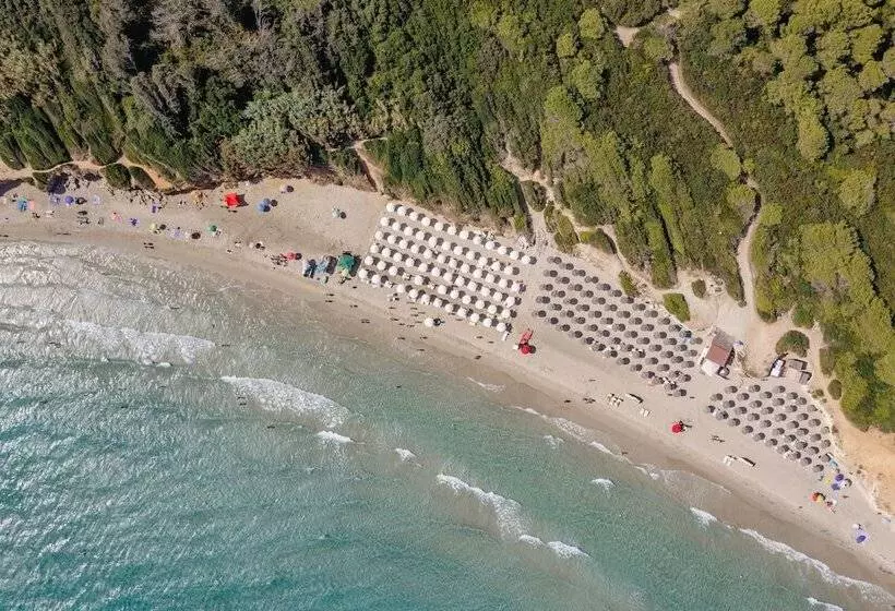 ホテル Amareclub Baia Dei Turchi Resort   Adults Only