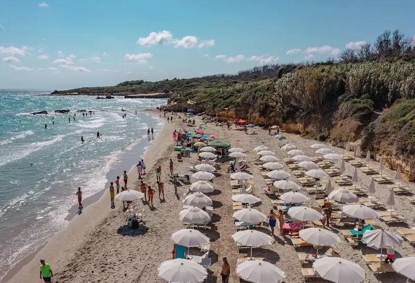 ホテル Amareclub Baia Dei Turchi Resort   Adults Only