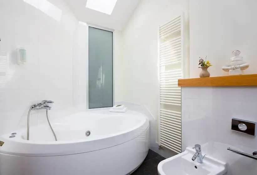 Aminess Vival Velaris Resort