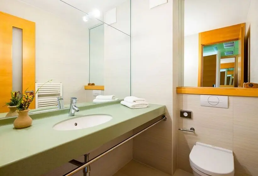 Aminess Vival Velaris Resort