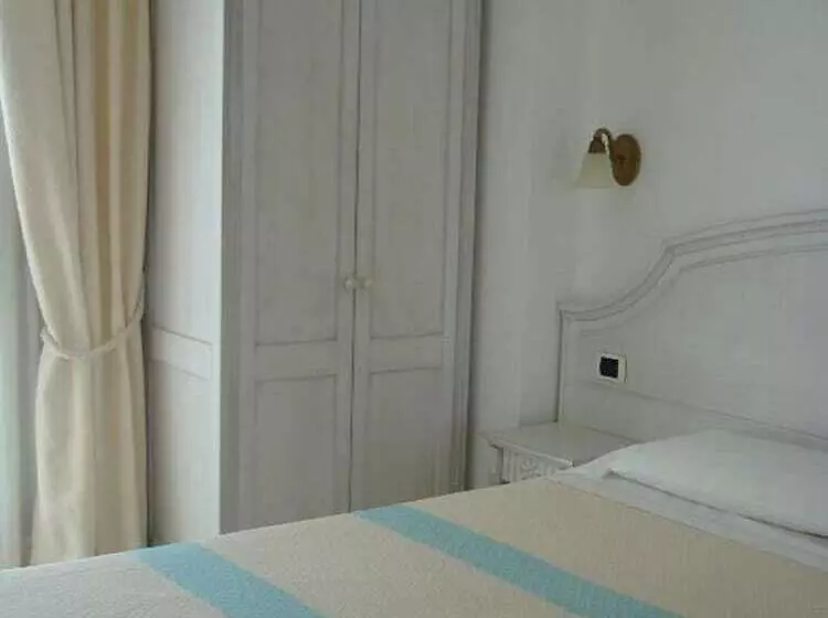 호텔 Castello Di Tavolara