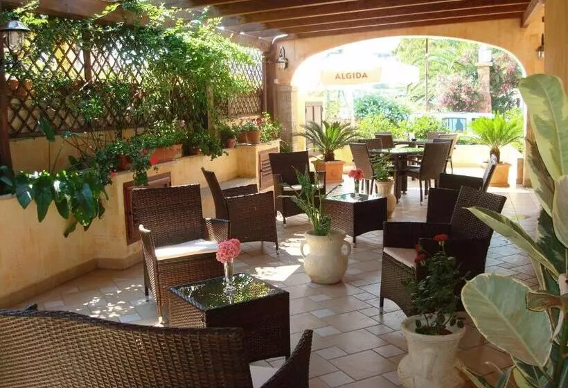 호텔 Castello Di Tavolara