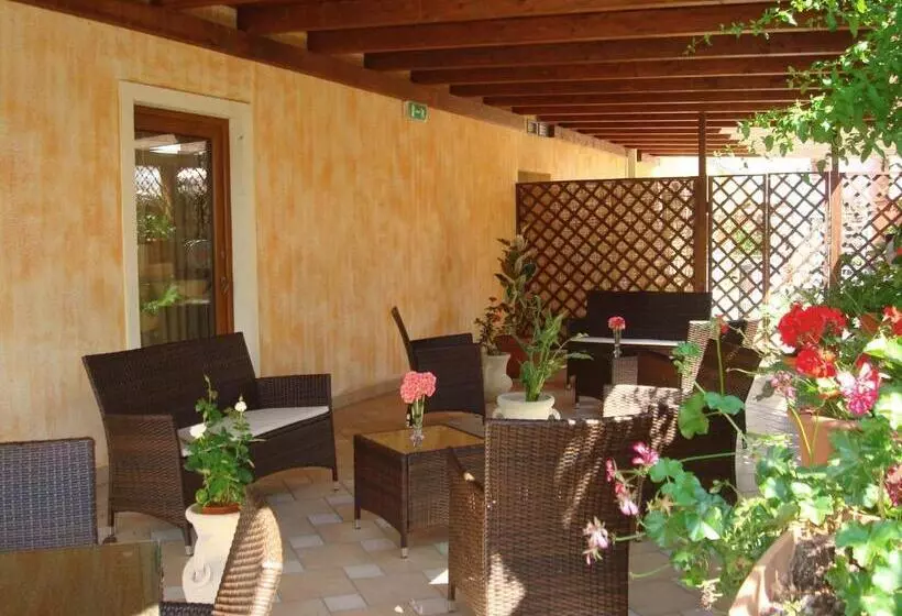 호텔 Castello Di Tavolara