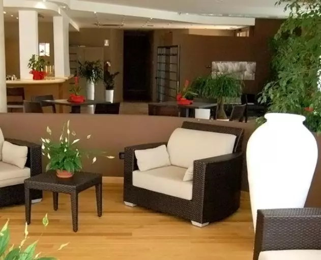 هتل Cremona Palace