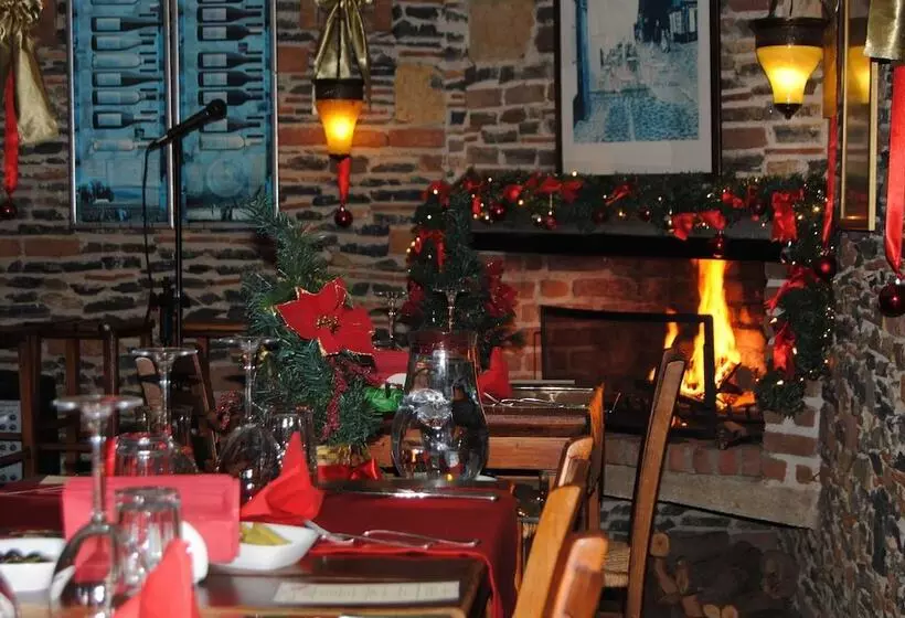 El Vino Hotel & Suites