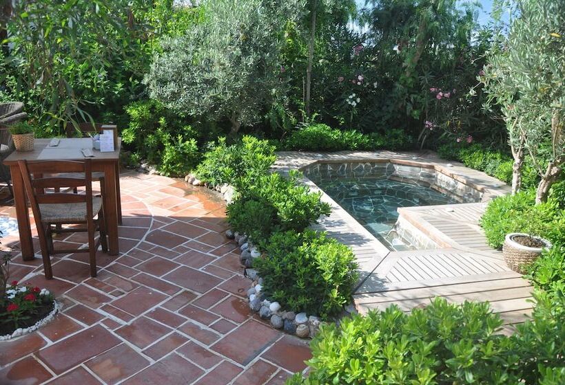 El Vino Hotel & Suites