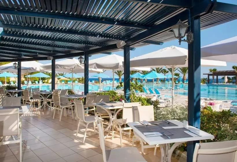 فندق Iberostar Waves Creta Panorama & Mare