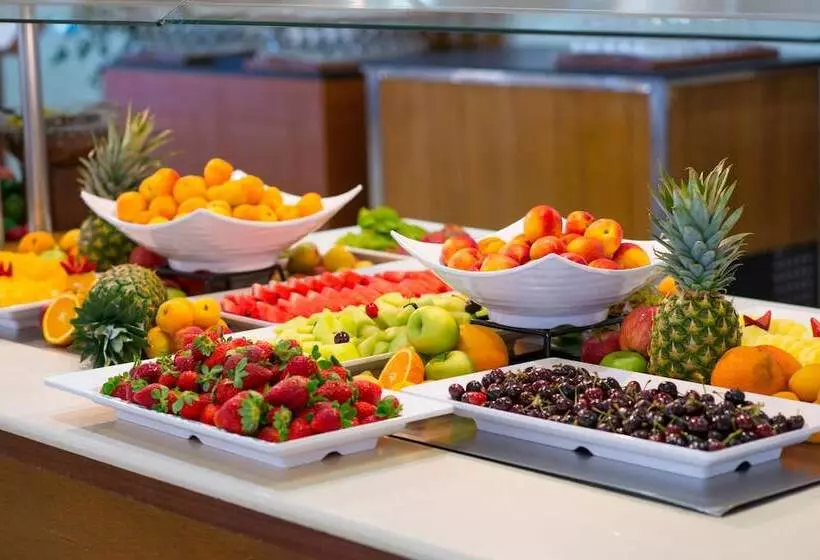 فندق Iberostar Waves Creta Panorama & Mare