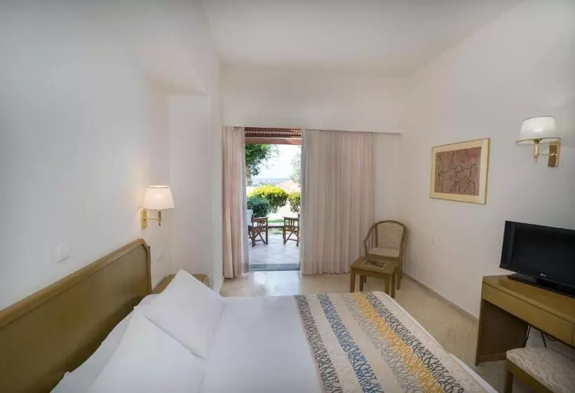 فندق Iberostar Waves Creta Panorama & Mare