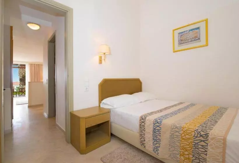 فندق Iberostar Waves Creta Panorama & Mare