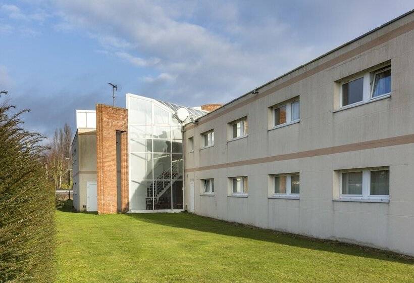 هتل Initial By Balladins Bethune