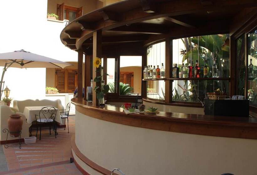 Отель La Filadelfia