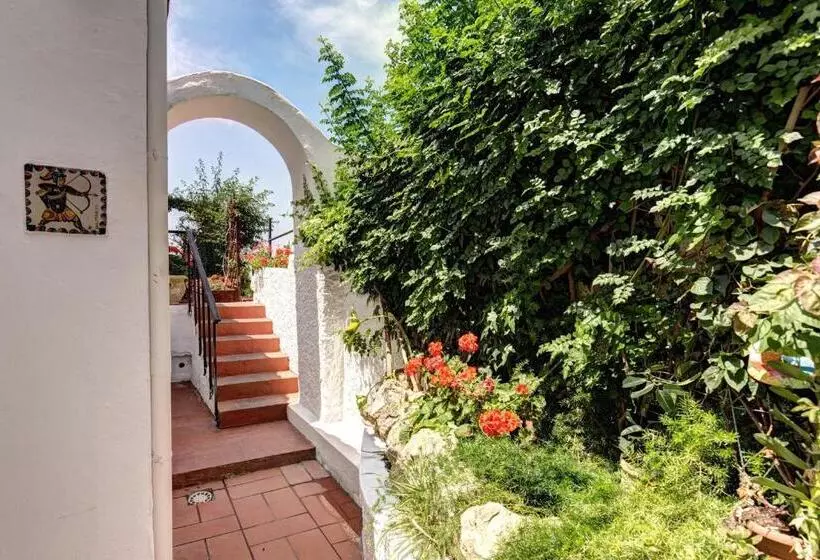 هتل La Reginella Capri