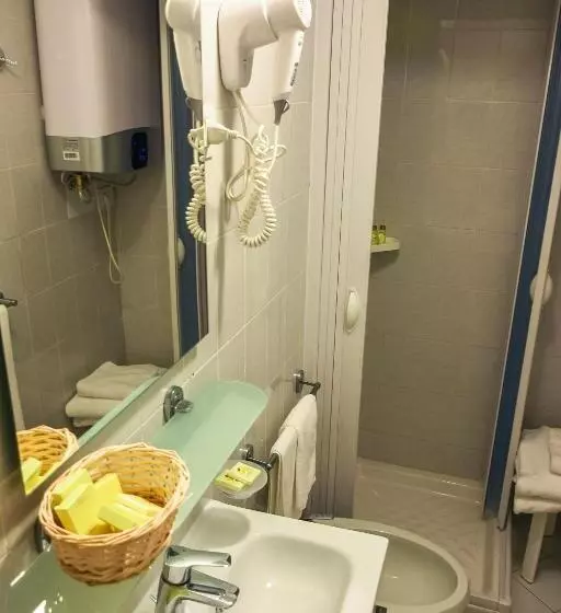 هتل La Reginella Capri