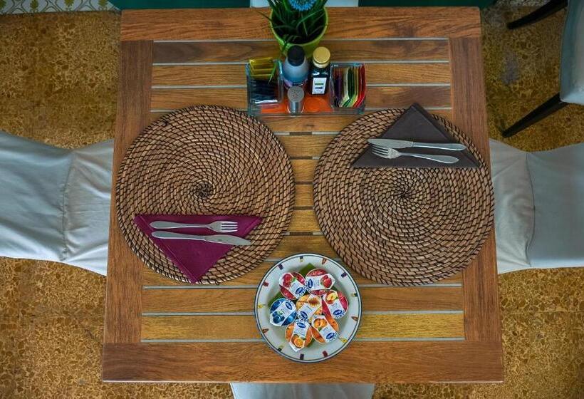 هتل La Reginella Capri