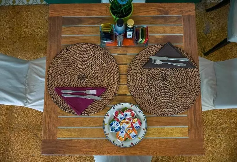 هتل La Reginella Capri