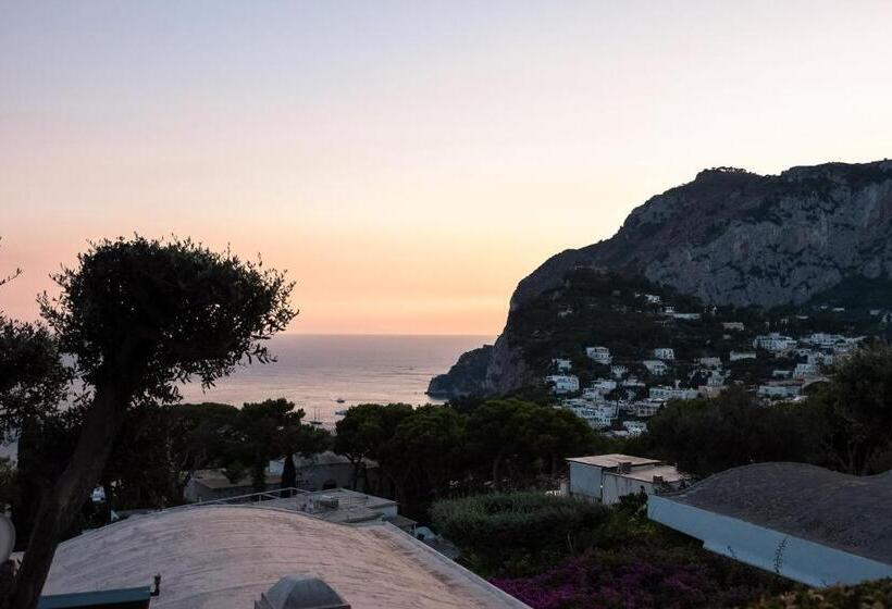 هتل La Reginella Capri