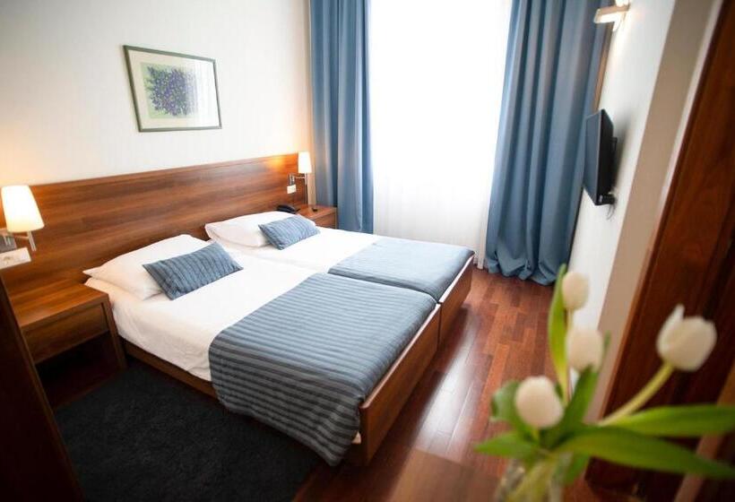 ホテル Labranda Velaris Resort