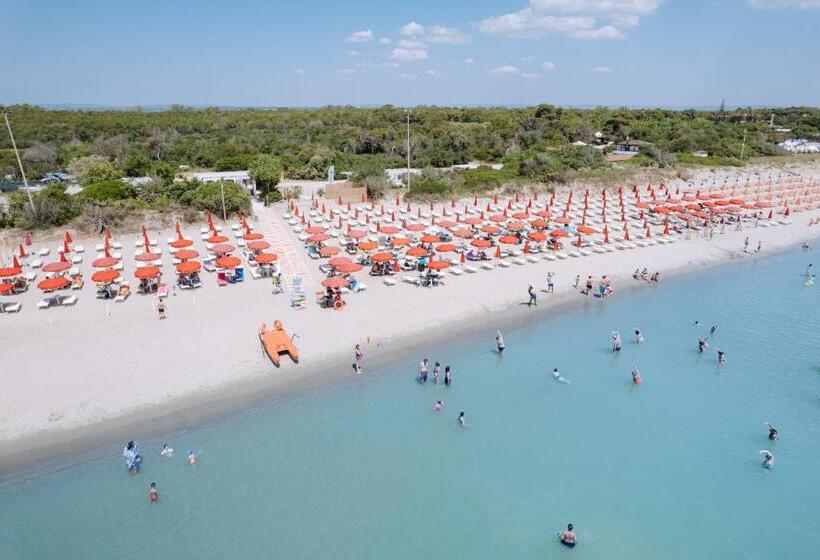 בית מלון כפרי Nicolaus Club Magna Grecia