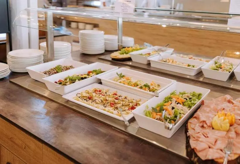 Отель Nicolaus Club Magna Grecia