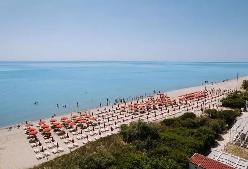 Отель Nicolaus Club Magna Grecia