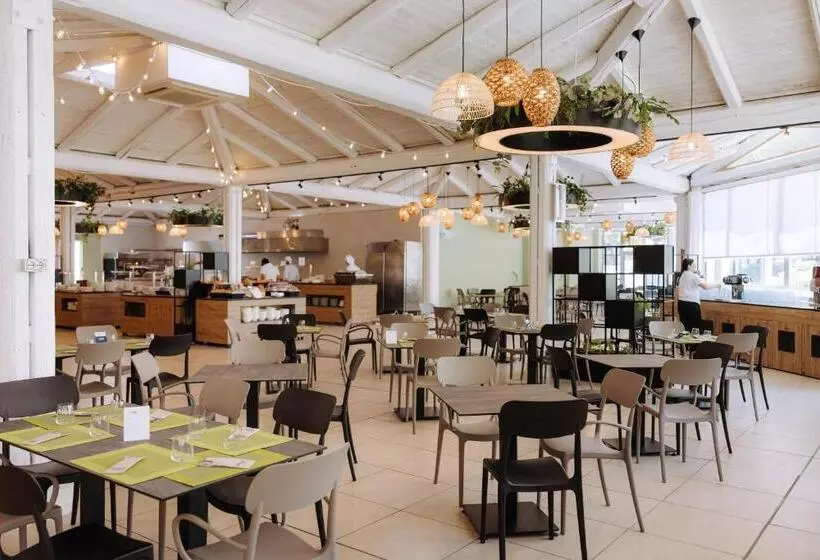 Отель Nicolaus Club Magna Grecia