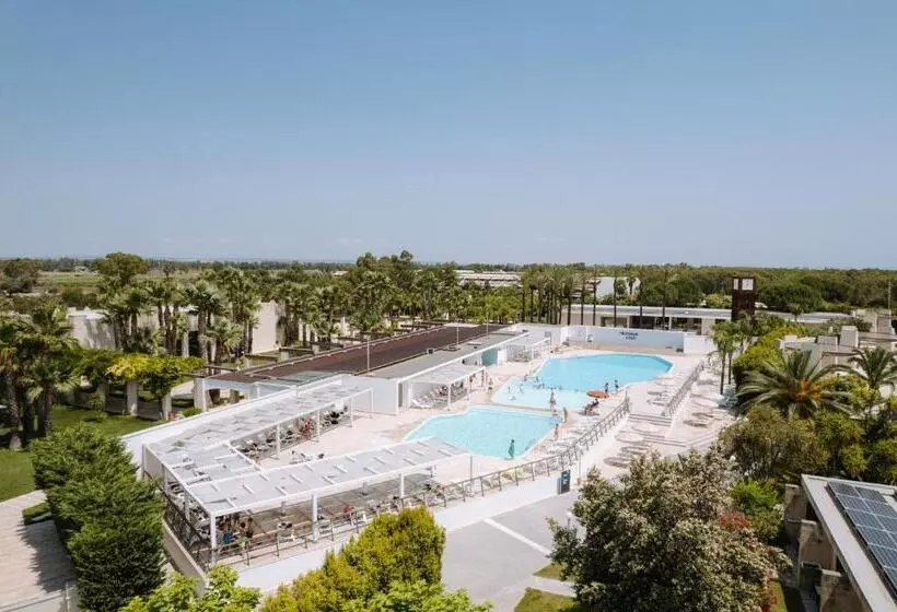 Отель Nicolaus Club Magna Grecia