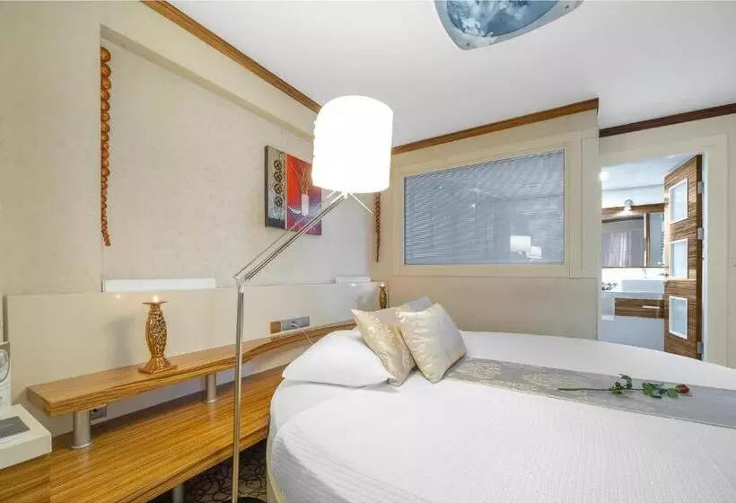 هتل Oglakcioglu Park Boutique