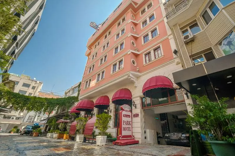 هتل Oglakcioglu Park Boutique