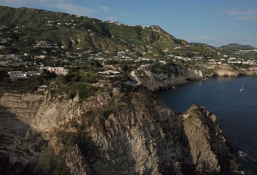 בית מלון כפרי Punta Chiarito Resort