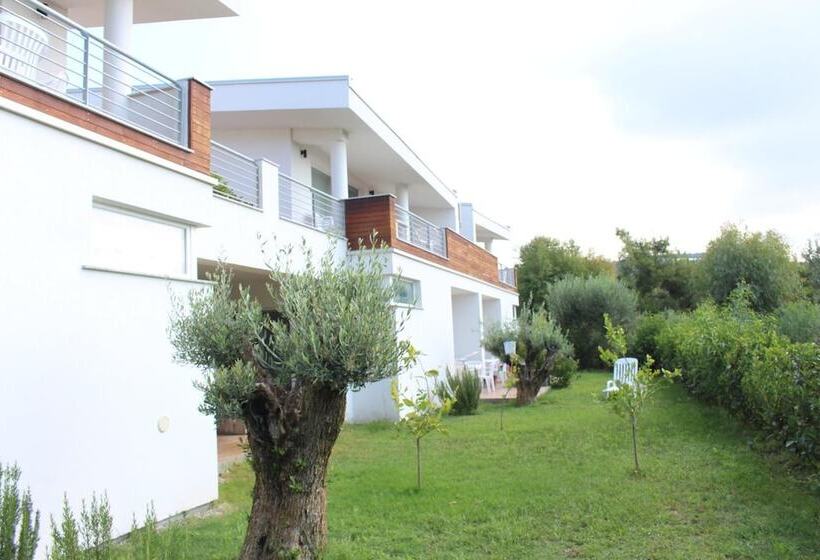 Residence Hotel La Taverna