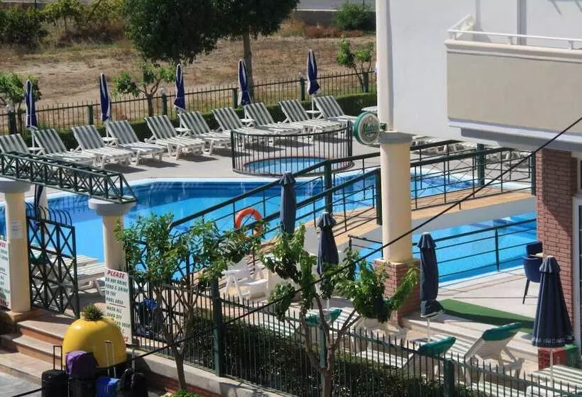 Hotel Skoufezis Studios