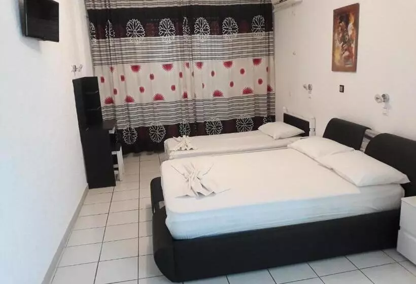 Hotel Skoufezis Studios