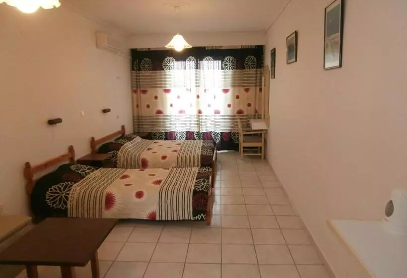 Hotel Skoufezis Studios