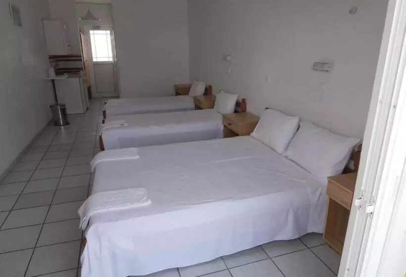 Hotel Skoufezis Studios