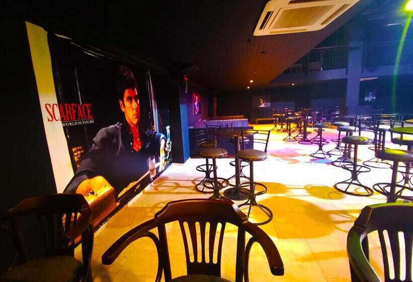 בית מלון כפרי Sunbeach Hill