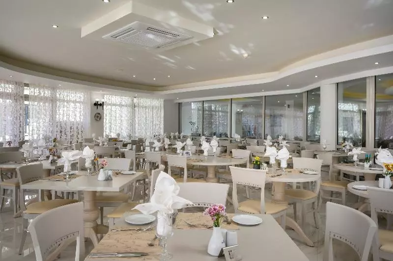 호텔 Vantaris Garden