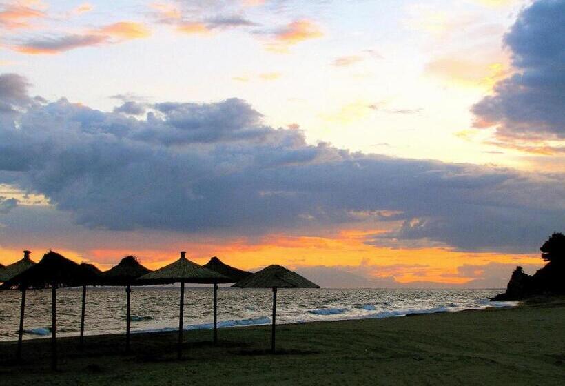 Отель Village Mare