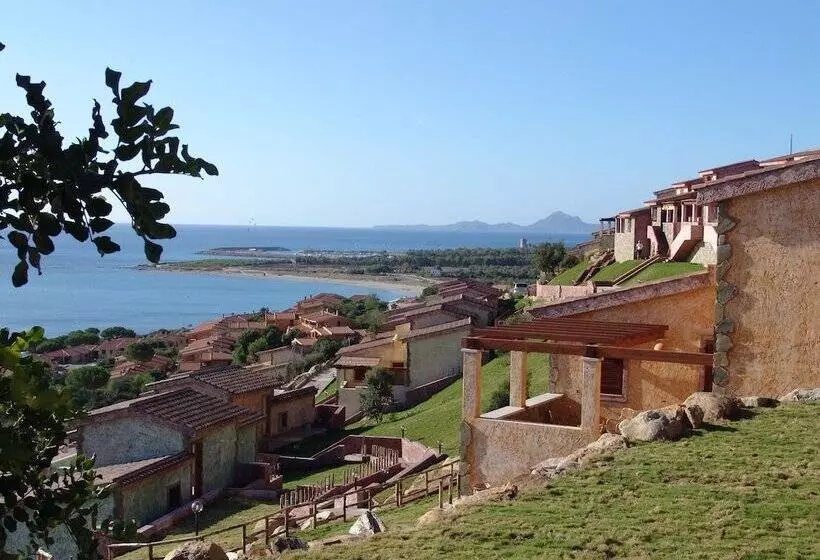 Отель Villaggio Porto Corallo