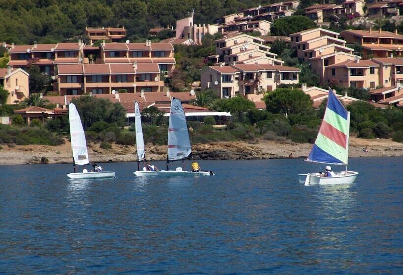 酒店 Villaggio Porto Corallo