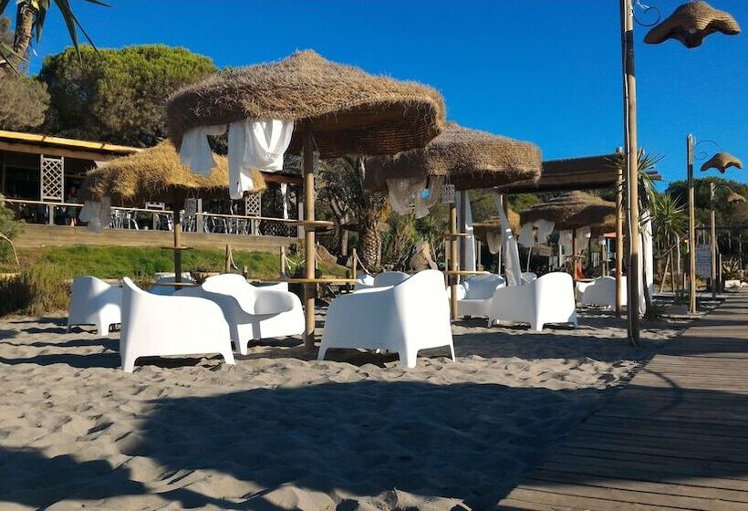 酒店 Villaggio Porto Corallo