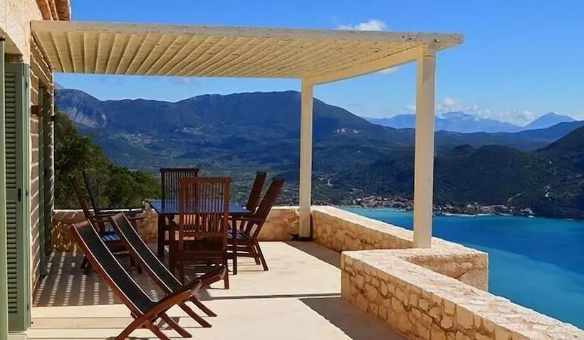 Urania Luxury Villas