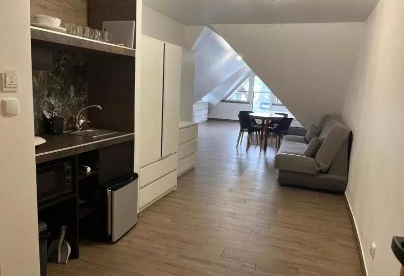 Majatalo Willa Modra