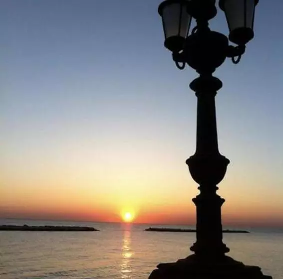 تختخواب و صبحانه Flavì