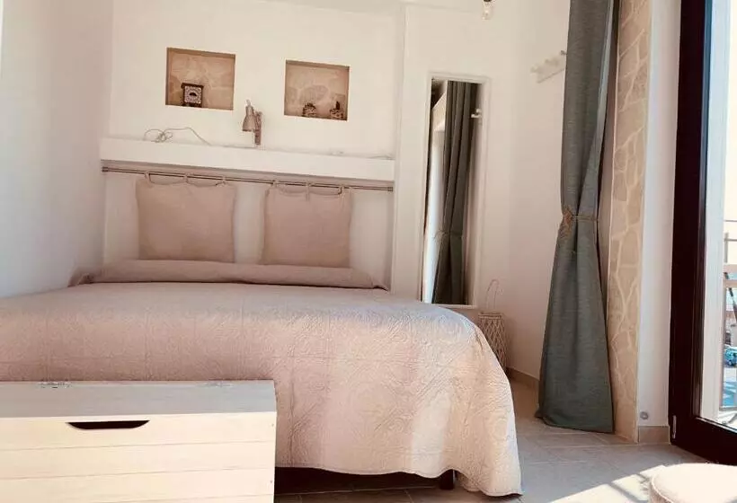 تختخواب و صبحانه Flavì