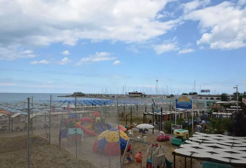 Ca Bianca Country House In Montefiore Conca