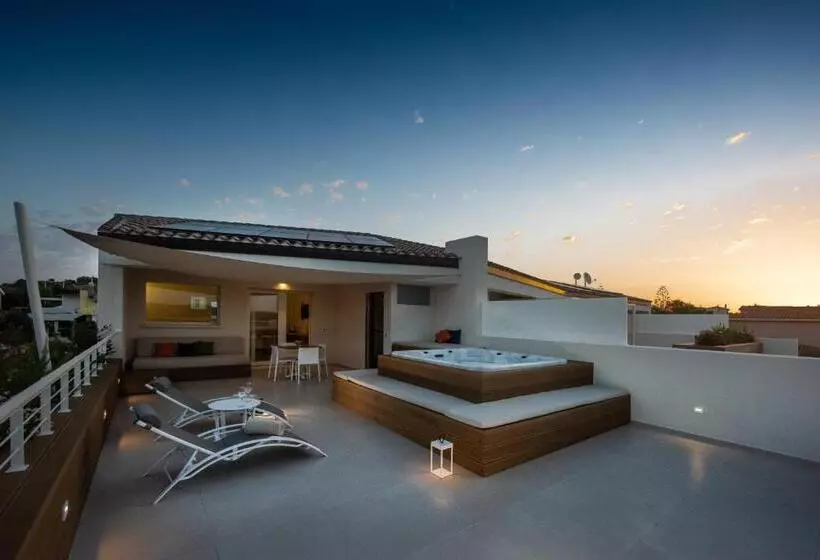 ペンション Montepetrosu Charming House