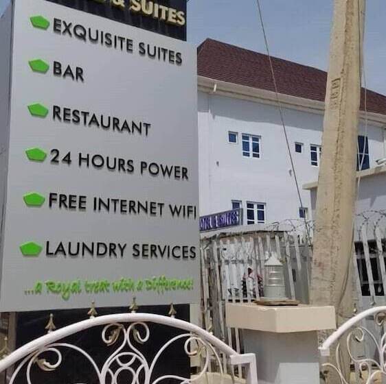 Royal Park Hotel And Suites